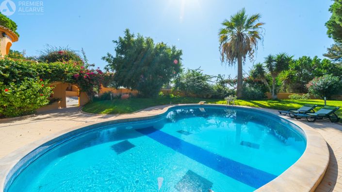 Image No.48-5 Bed Villa for sale