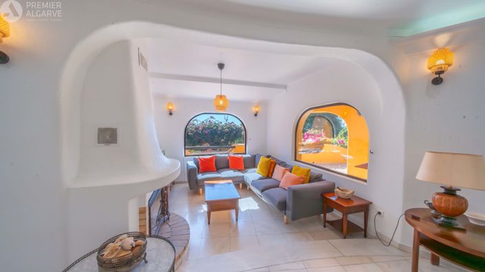 Image No.7-5 Bed Villa for sale