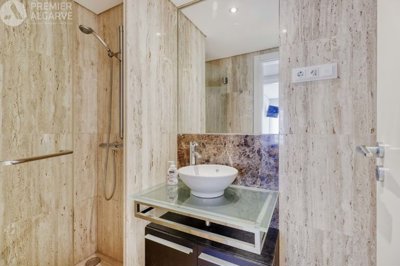 5149-811764-8e72a618765bd8dbf5502e3674808f79b