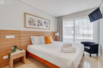 5149-811764-2cc89edbe504c7d6304b0ec45ff95b1d1