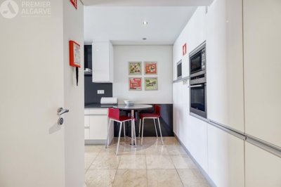 5149-811764-8e72a618765bd8dbf5502e3674808f79b