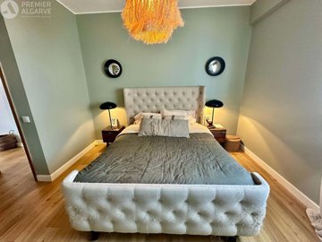 5149-813136-8e72a618765bd8dbf5502e3674808f79b