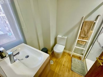 5149-813136-2cc89edbe504c7d6304b0ec45ff95b1d1