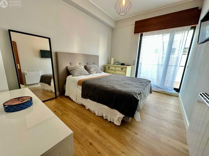 Image No.9-5 Bed Apartment for sale