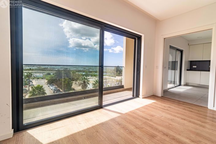Image No.8-Appartement de 3 chambres à vendre à Faro City
