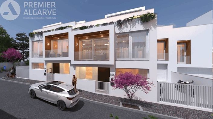 Image No.2-5 Bed Villa for sale