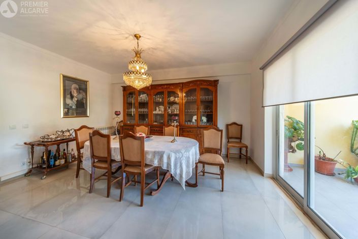 Image No.11-4 Bed Villa for sale
