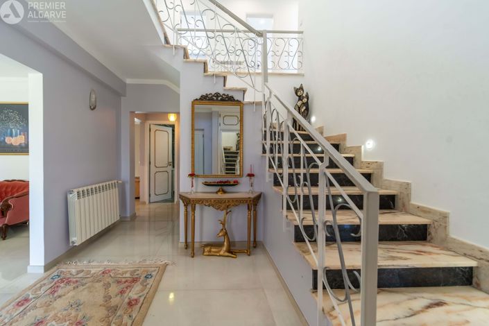 Image No.20-4 Bed Villa for sale