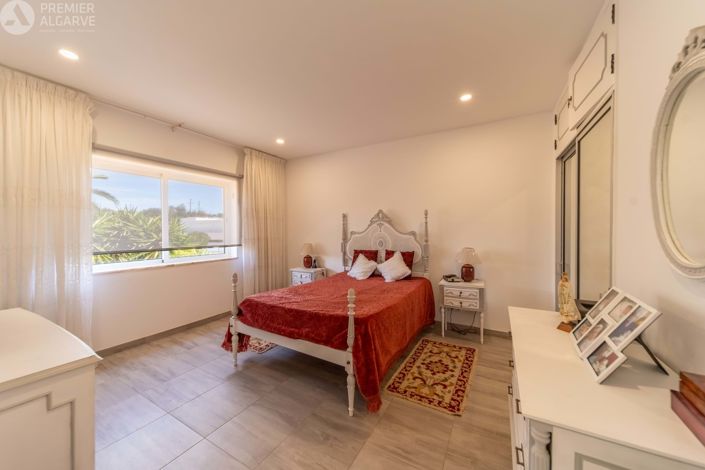 Image No.22-4 Bed Villa for sale