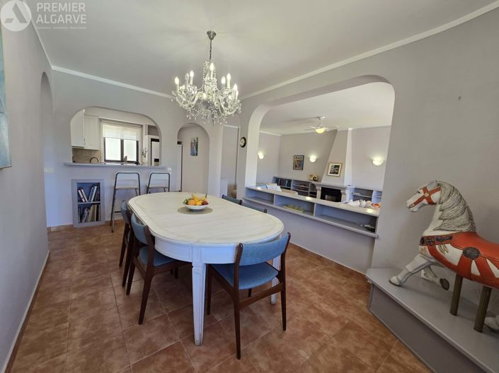 Image No.25-3 Bed Villa for sale