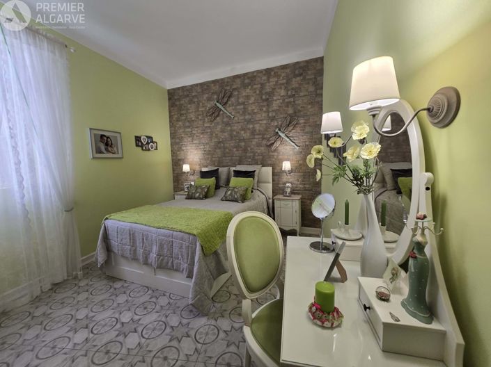 Image No.24-3 Bed Villa for sale