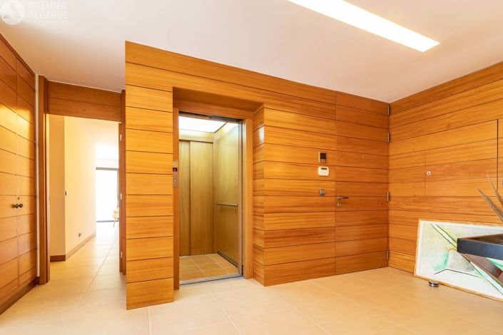 Image No.21-2 Bed Apartment for sale