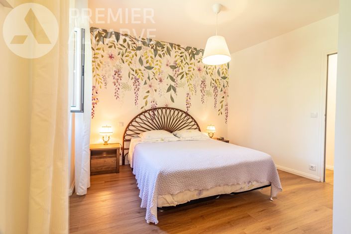 Image No.20-5 Bed Villa for sale
