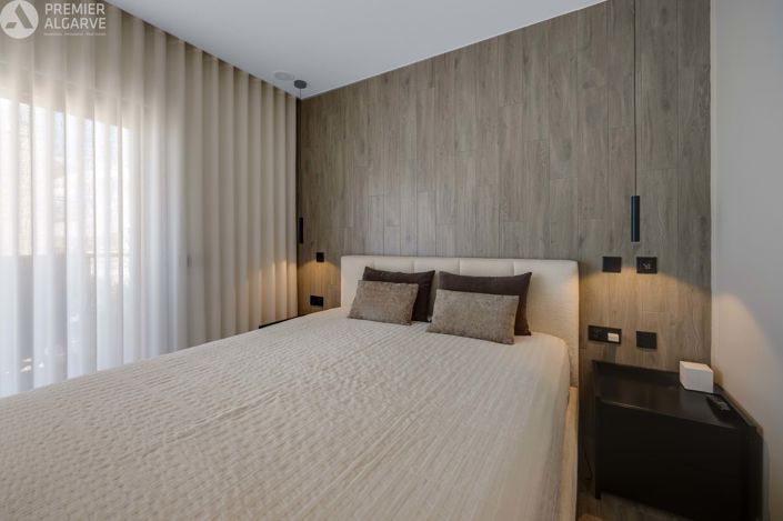 Image No.20-3 Bed Apartment for sale