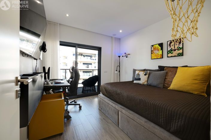 Image No.31-3 Bed Apartment for sale