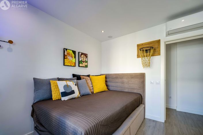 Image No.33-3 Bed Apartment for sale
