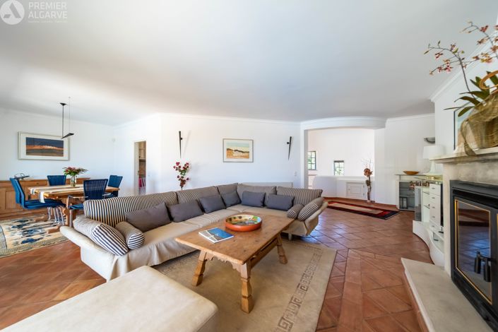 Image No.14-3 Bed Villa for sale