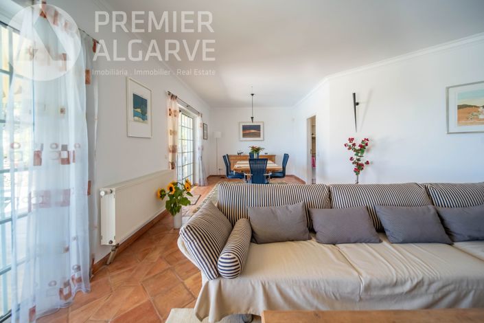 Image No.15-3 Bed Villa for sale