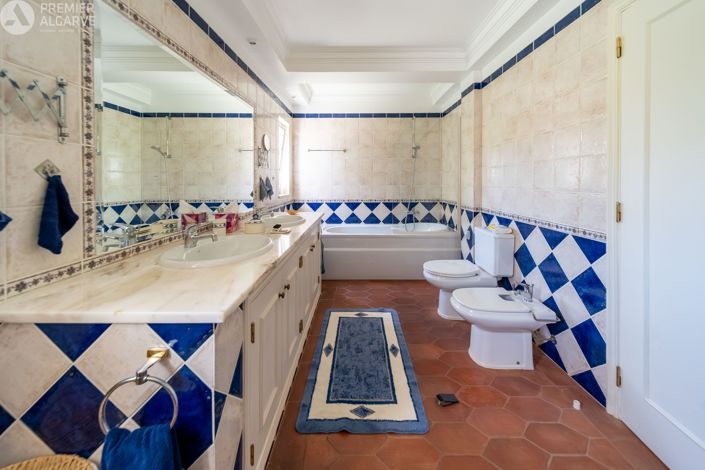 Image No.32-3 Bed Villa for sale