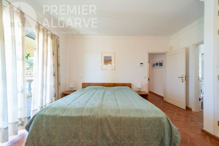Image No.41-3 Bed Villa for sale
