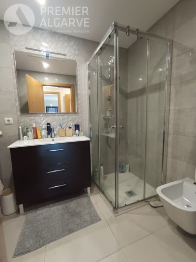Image No.11-3 Bed Apartment for sale