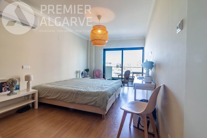 Image No.13-3 Bed Apartment for sale