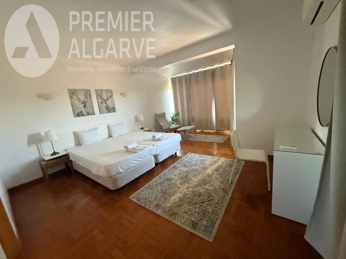Image No.23-3 Bed Villa for sale