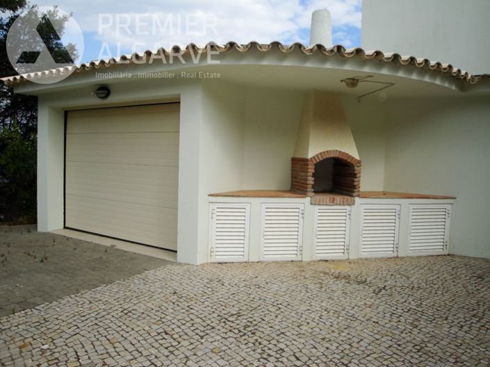 Image No.9-3 Bed Villa for sale