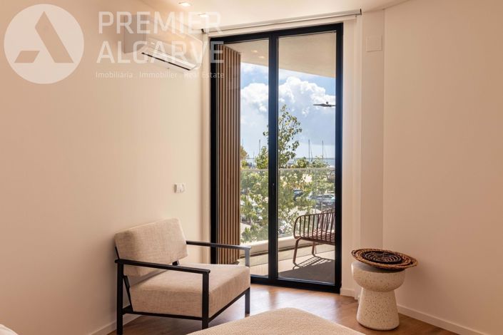 Image No.17-3 Bed Apartment for sale