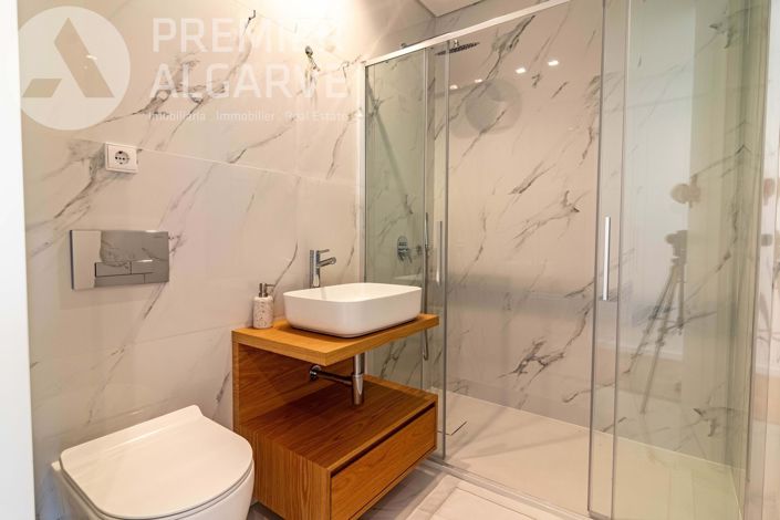 Image No.22-3 Bed Apartment for sale