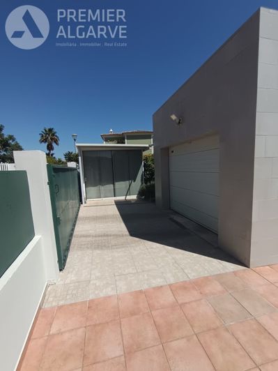 Image No.34-4 Bed Villa for sale