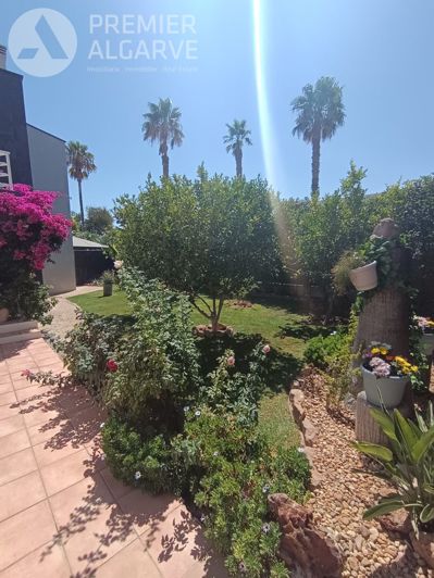 Image No.4-4 Bed Villa for sale