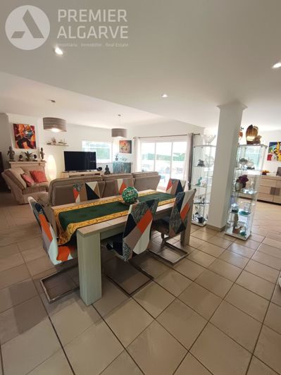 Image No.9-4 Bed Villa for sale