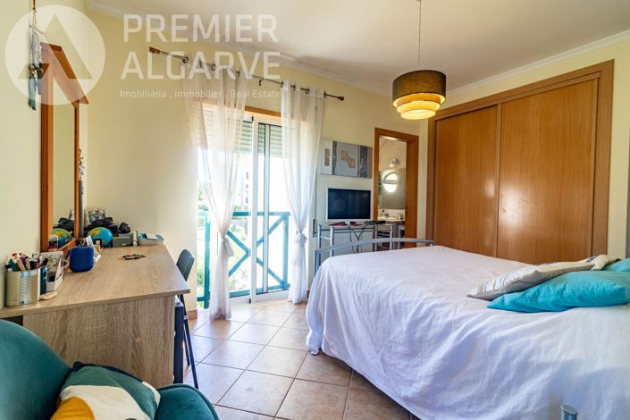 Image No.18-2 Bed Apartment for sale