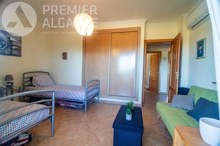 Image No.24-2 Bed Apartment for sale