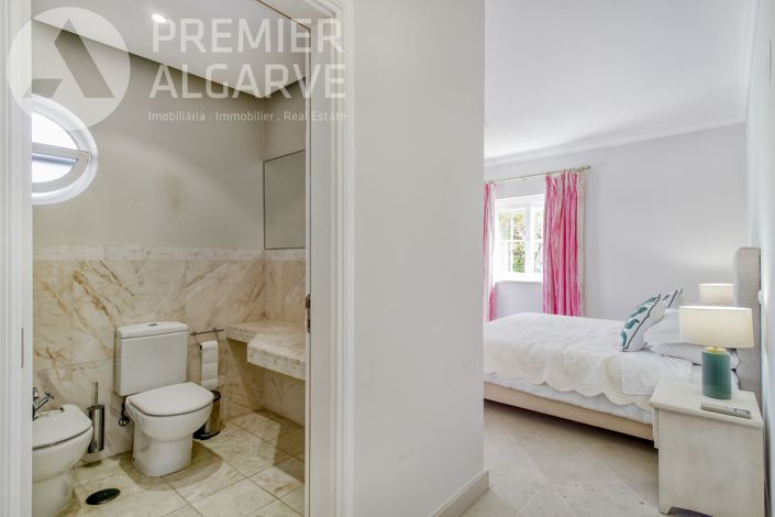 Image No.23-5 Bed Villa for sale