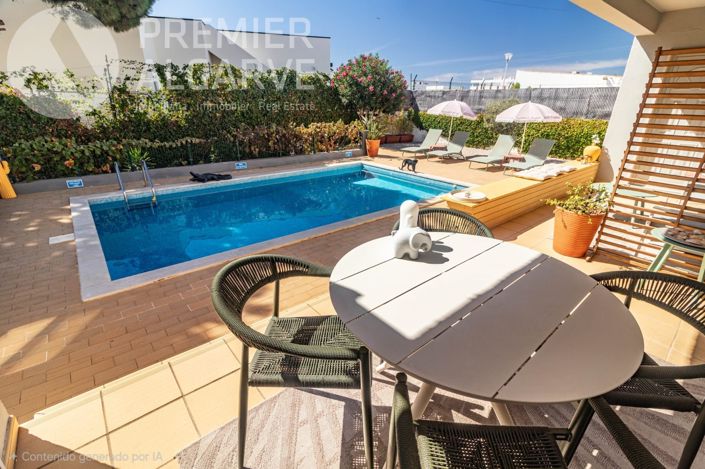 Image No.53-4 Bed Villa for sale