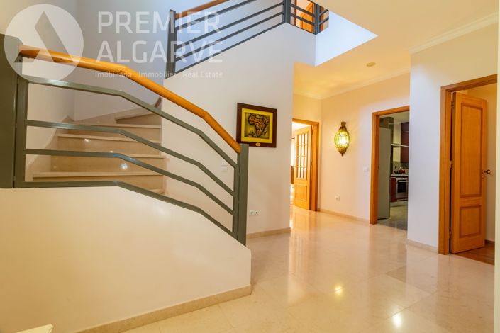 Image No.34-4 Bed Villa for sale