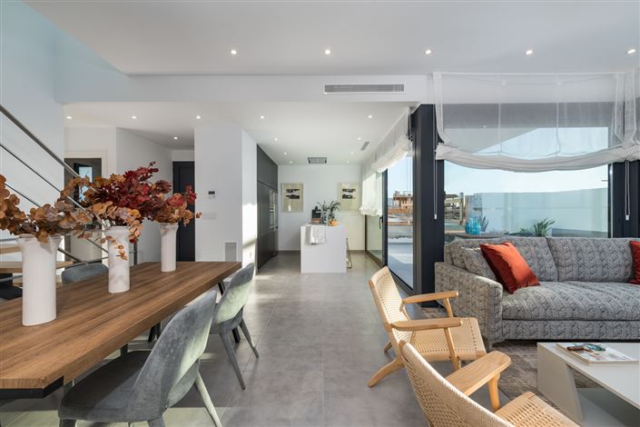 Image No.24-3 Bed Villa for sale