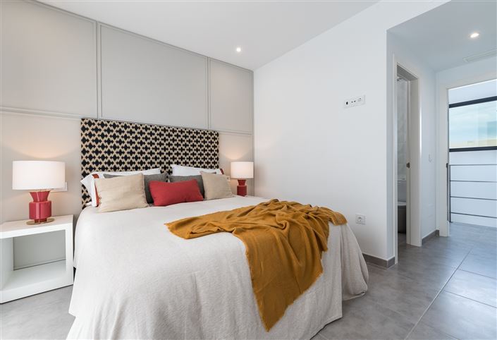 Image No.8-3 Bed Villa for sale