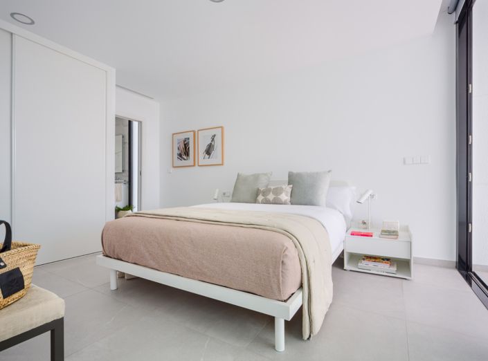 Image No.12-4 Bed Villa for sale