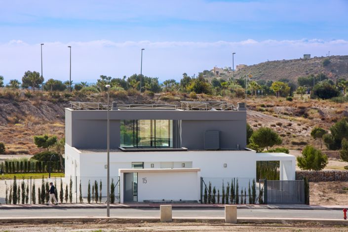 Image No.28-4 Bed Villa for sale