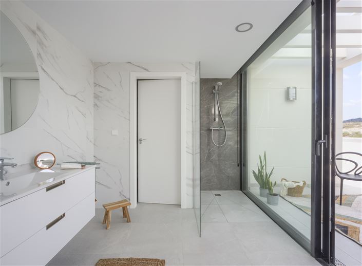 Image No.15-3 Bed Villa for sale