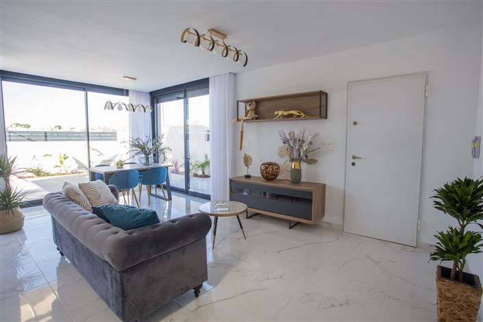 Image No.8-3 Bed Villa for sale