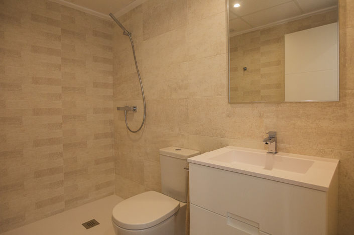 Image No.19-2 Bed Apartment for sale