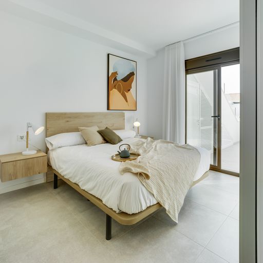 Image No.17-3 Bed Apartment for sale