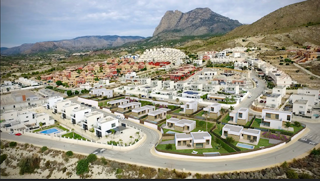 Image No.6-3 Bed Villa for sale