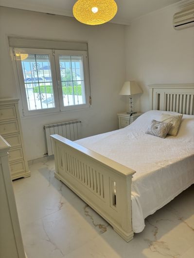 Image No.27-5 Bed Villa for sale