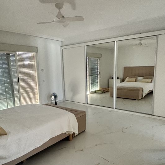 Image No.5-5 Bed Villa for sale