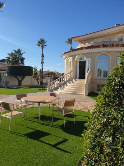 Image No.26-6 Bed Villa / Detached for sale